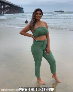 Dianaalvaradx Latin Brown Hair Brown Eyes Thick Latina Thick